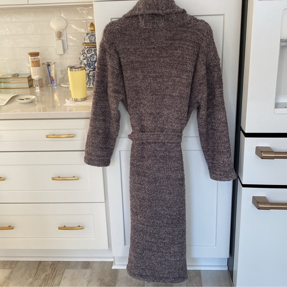 Barefoot Dreams Robe - Picture 4 of 5